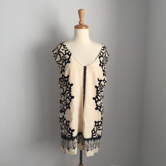 Free People Dresses & Skirts - Free people tunic/mini dress with details size M